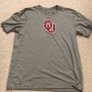 Nike Mens medium OU dri-fit shirt